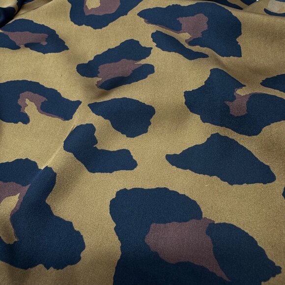 ✨Elegant Bandana Square Scarf Silky Satin Soft Leopard Print cheetah Brown Black - Picture 4 of 6